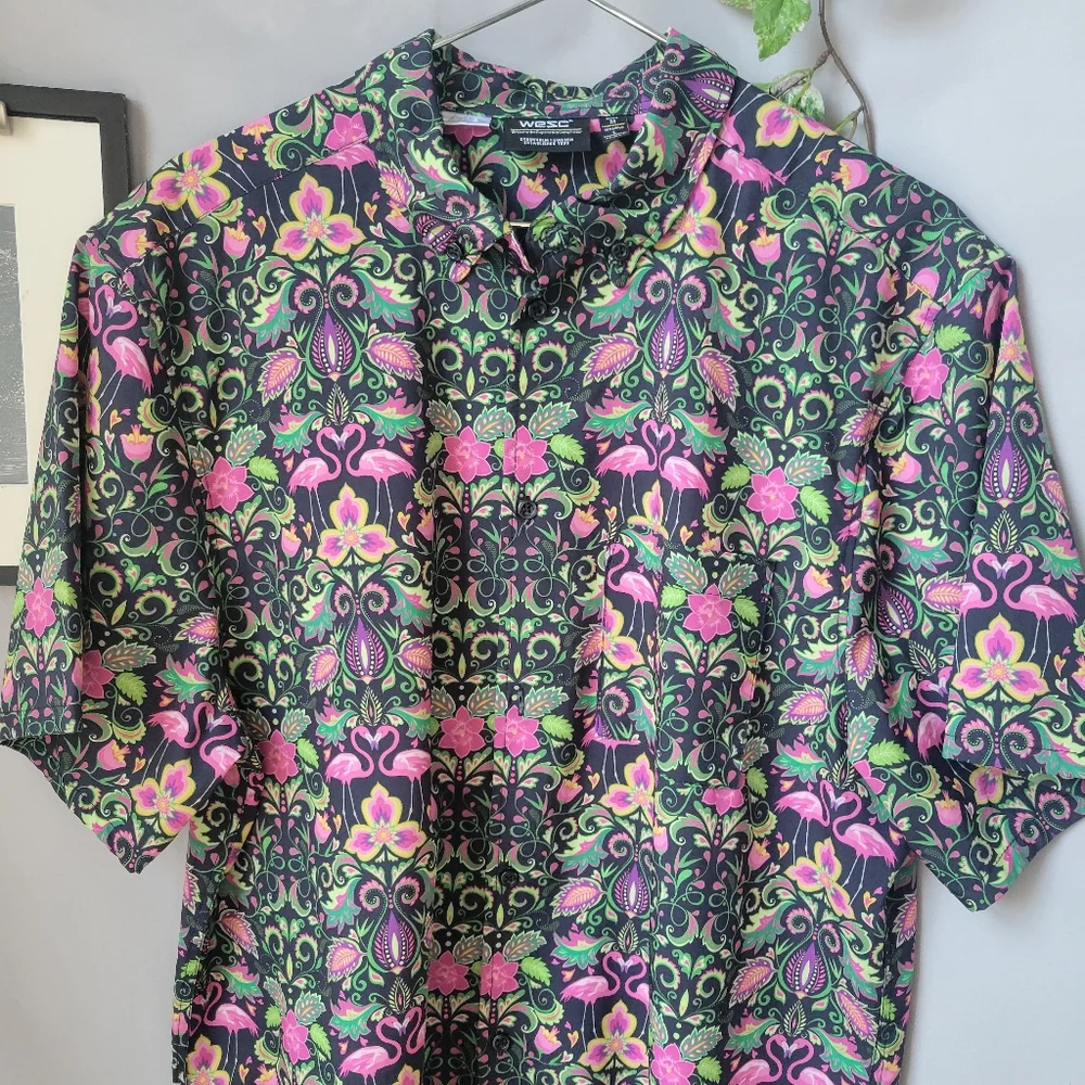 Wesc Oden Flamingo Go Wild Button Down Shirt Men's M or Women's L